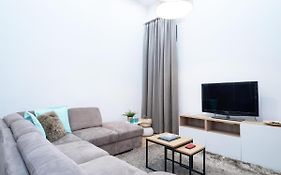 Super Central Apartment With A/C